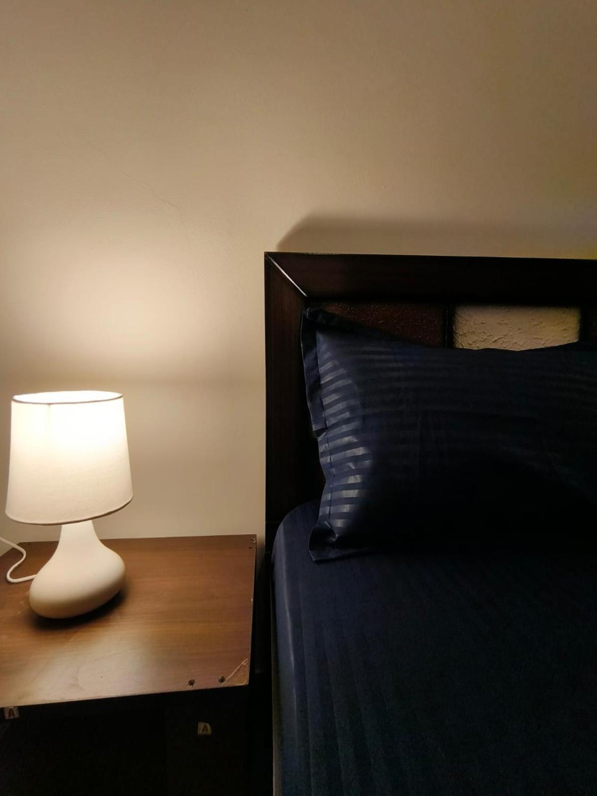 Homestayz Crown Bangalore Extérieur photo