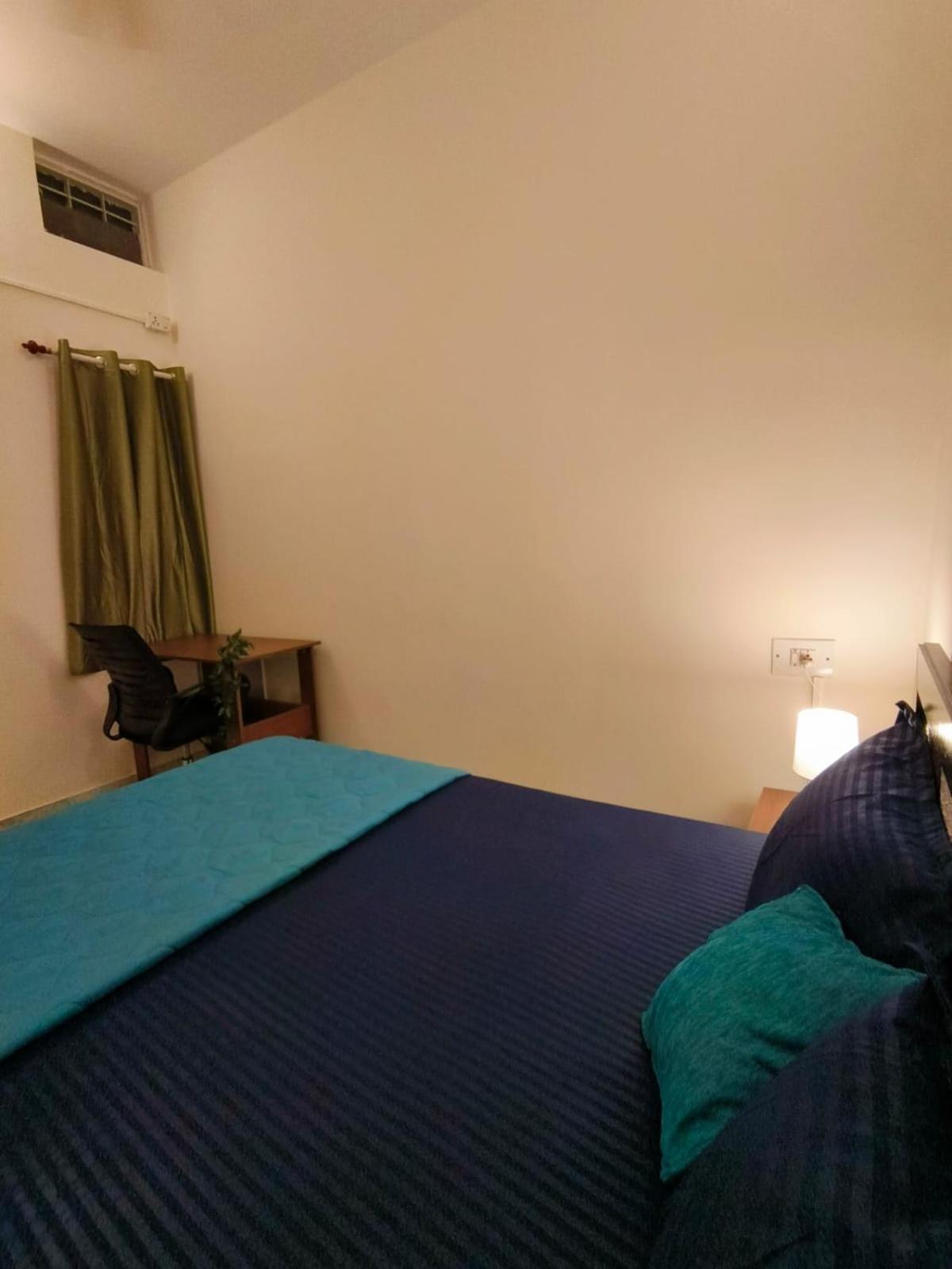 Homestayz Crown Bangalore Extérieur photo
