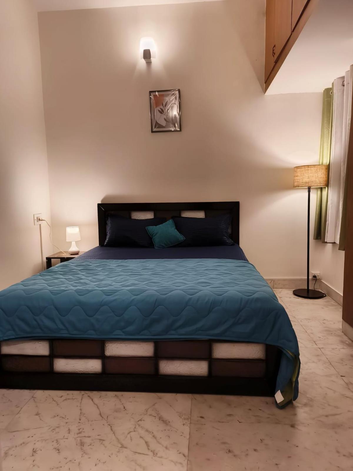 Homestayz Crown Bangalore Extérieur photo